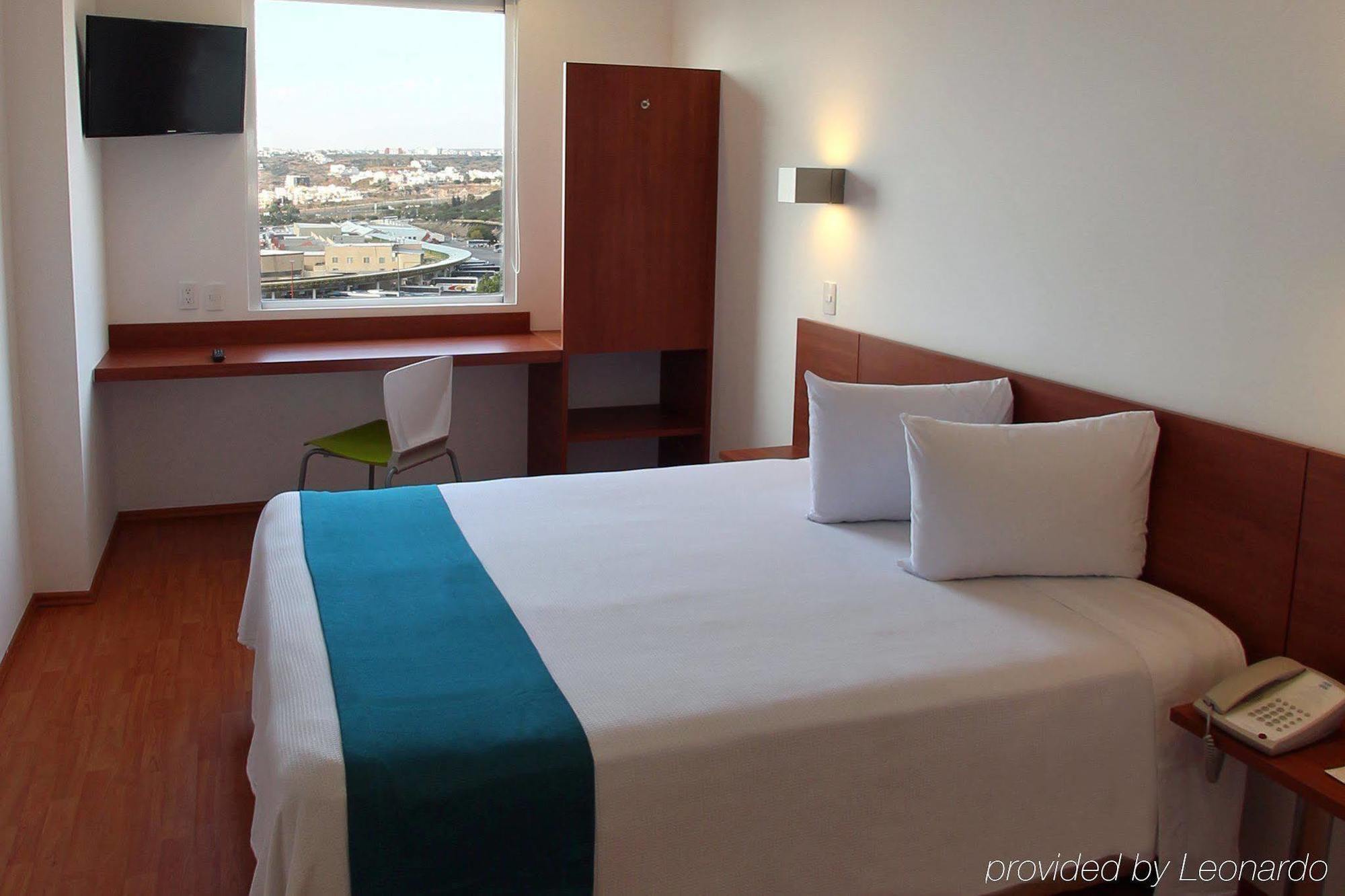 Hotel One Queretaro Centro Sur Zimmer foto